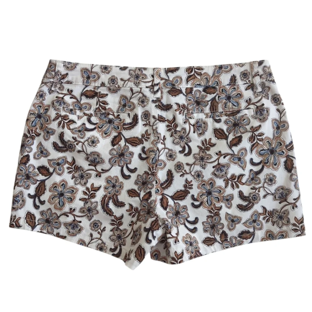 NWT a.n.a. Floral Mid-Rise Shortie Shorts 10 Brown Blue Beige Pockets - Picture 6 of 13